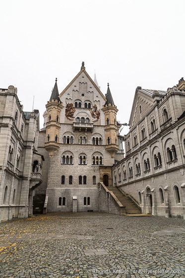 travelyesplease.com | Bavaria's Fairytale Castles: Part Two- Neuschwanstein Castle
