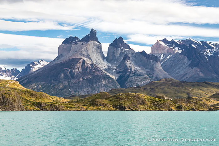 Lago Pehoe and Cuernos del Paine.