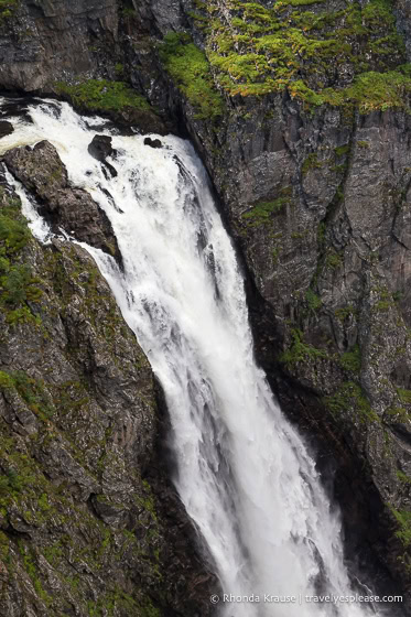 Vertical plunge of the waterfall.